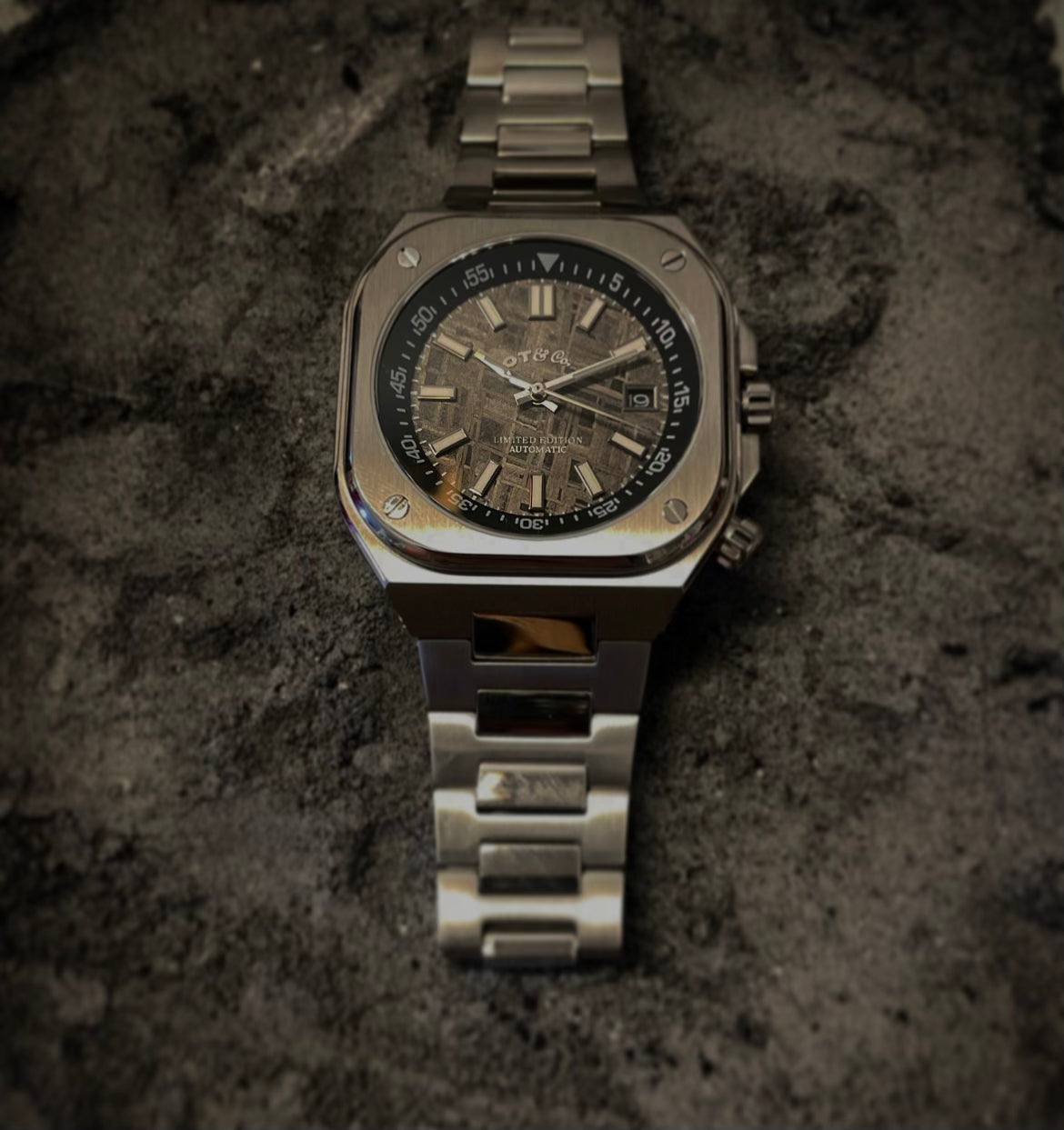 ‘Major Tom’ Meteorite Bespoke Watch